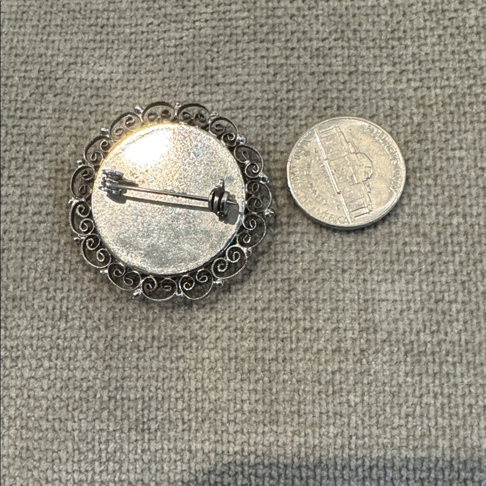 Vintage Micro Mosaic Floral Brooch Pin Silver Tone Filigree Italy - Picture 2 of 2